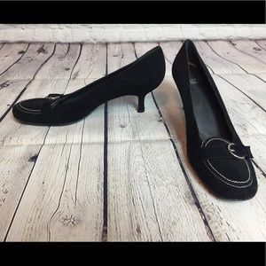 STUART WEITZMAN Black Suede/Leather Pumps